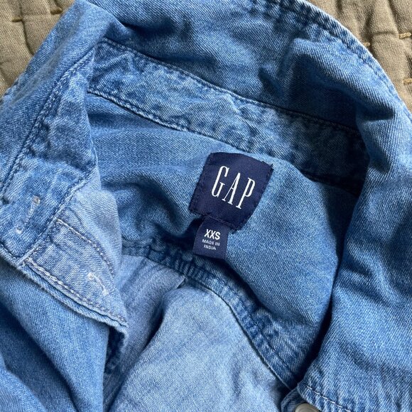 GAP Cropped Denim Shirt Size XXS - Picture 2 of 2